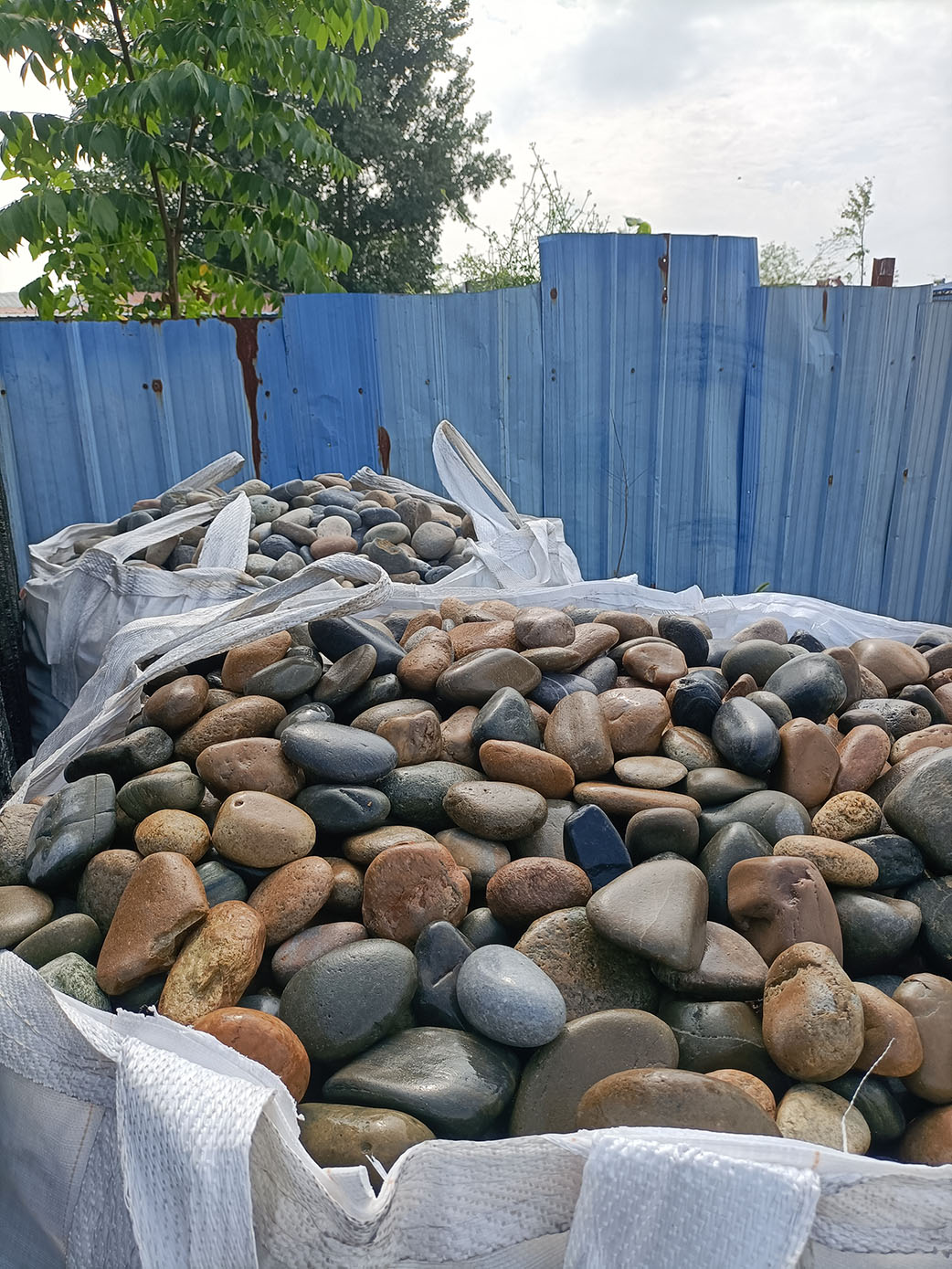 天然鹅卵石5-8公分