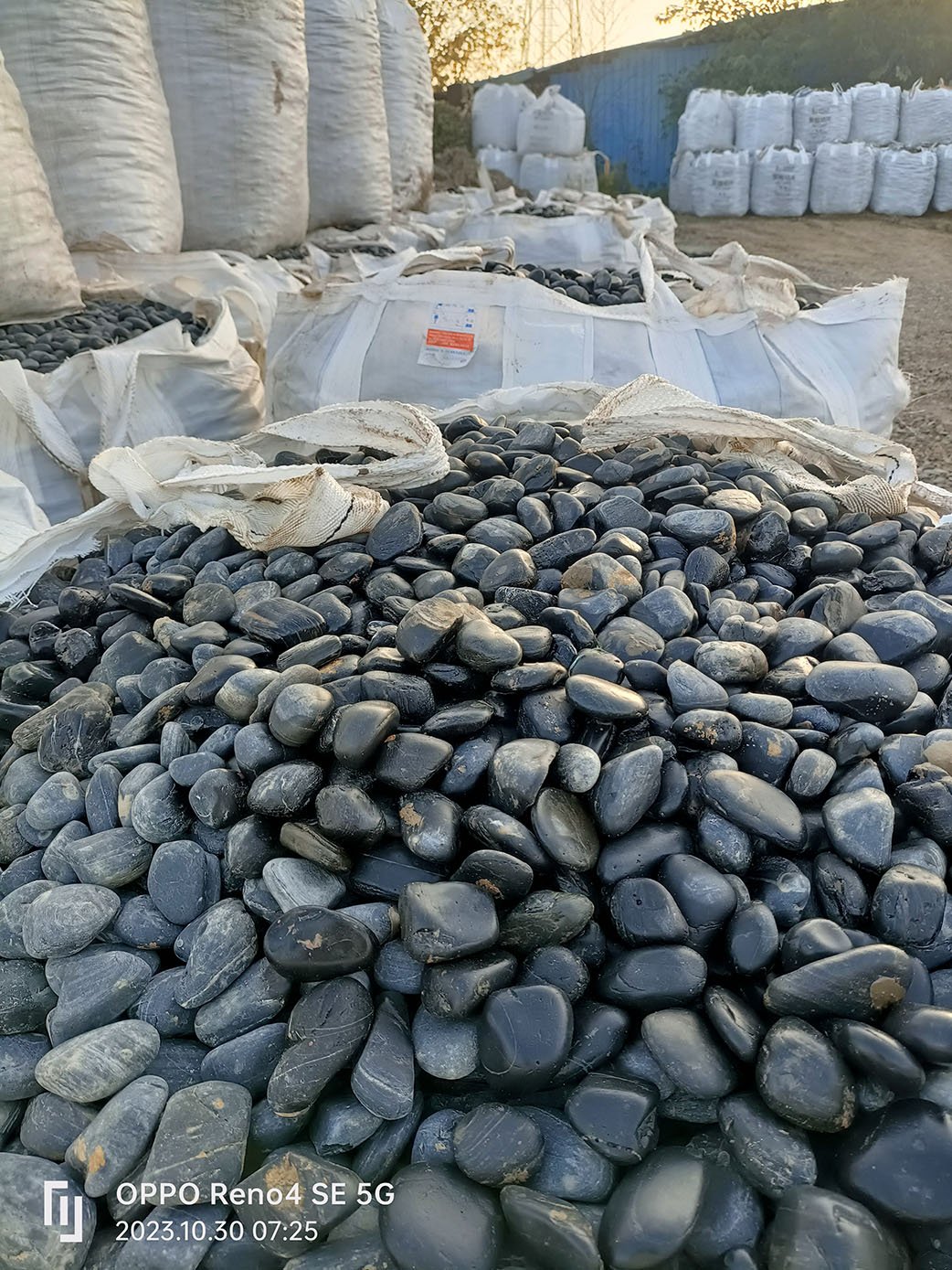 天然鹅卵石精品黑