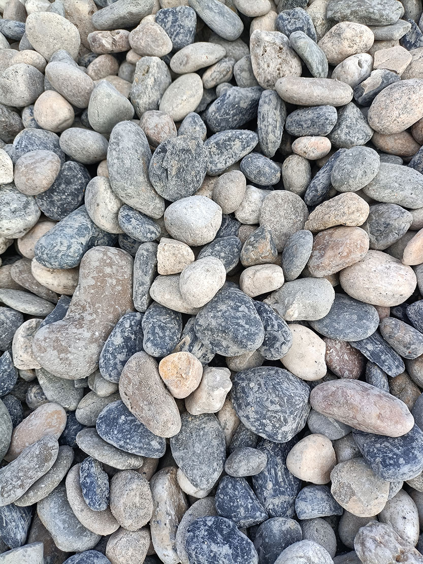 机筛鹅卵石